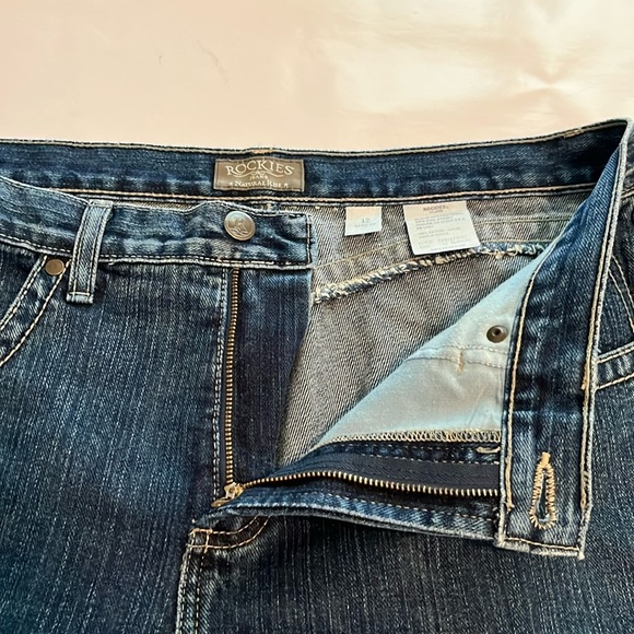 Vintage Rockies Relaxed High Rise Size 12 - Picture 16 of 16